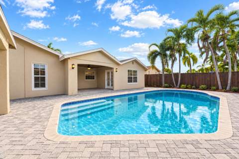 10975 NW 27th Place, Sunrise FL - photo 18 of 22