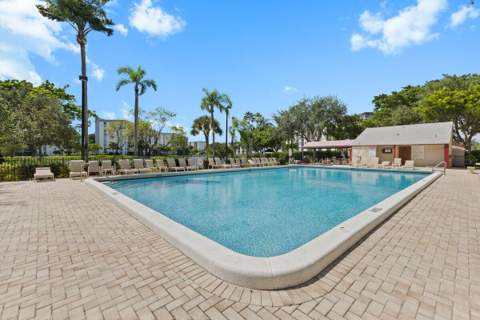 2106 S Cypress Bend Drive #506, Pompano Beach FL - photo 24 of 34