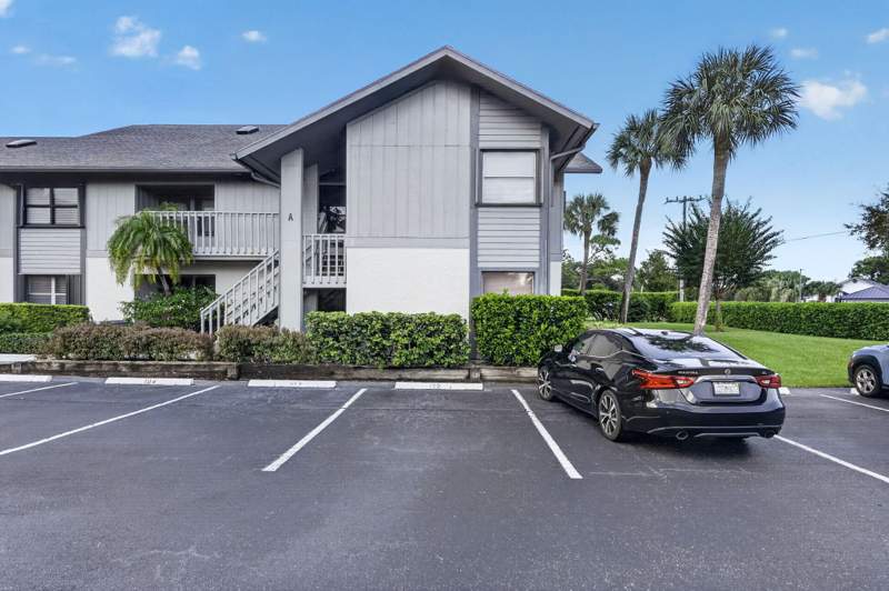 3 bedroom Condominium at 6295 SE Charleston Place, Charleston On Green Condo, Hobe Sound — photo 4