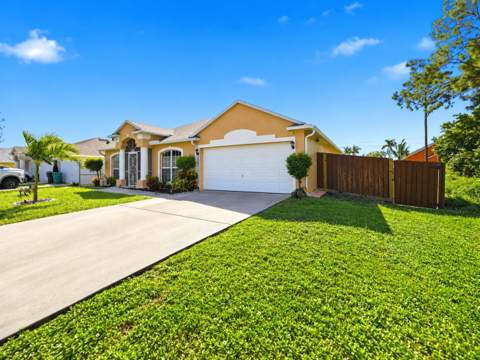 4503 NW Albion Avenue, Port St. Lucie FL - photo 7 of 70