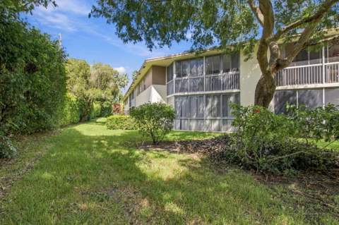 7605 Trent Drive #103-B, Tamarac FL - photo 24 of 34