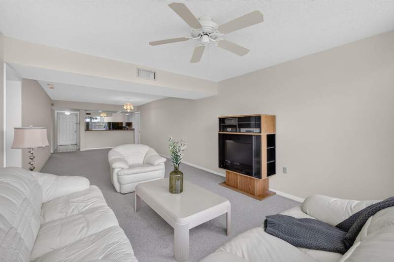 2 bedroom Condominium at 3626 Whitehall Drive #306, Whitehall Condo Of The Lands Of The President, West Palm Beach — photo 4