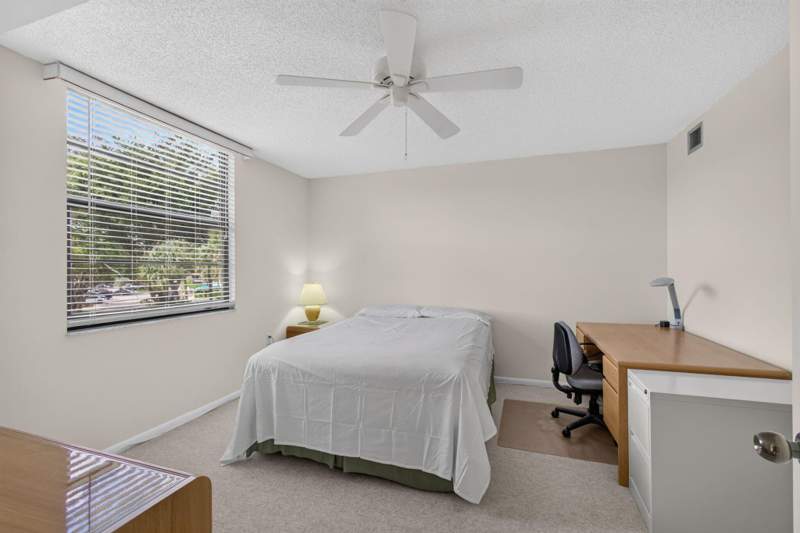 2 bedroom Condominium at 3626 Whitehall Drive #306, Whitehall Condo Of The Lands Of The President, West Palm Beach — photo 5