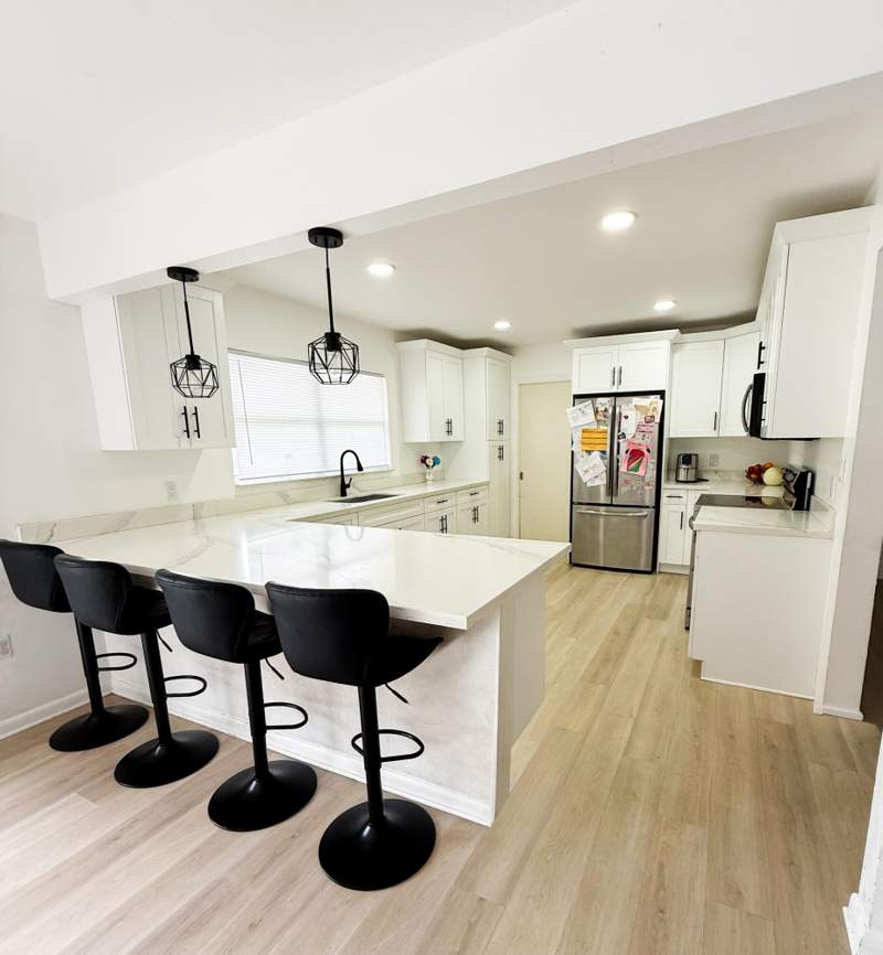 4 bedroom Single Family Residence at 870 E Main Street, S/D Of 8-42-37 In Pb 7 P 29 & Official, Pahokee — photo 5
