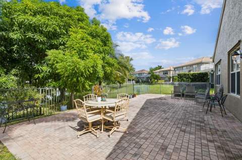 5521 Albin Drive, Greenacres FL - photo 14 of 41