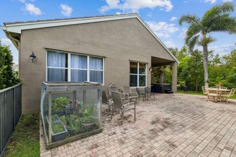 5521 Albin Drive, Greenacres FL - photo 15 of 41