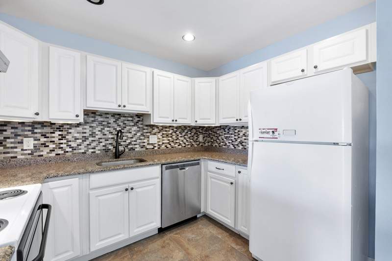 2 bedroom Condominium at 6253 Bay Club Drive #3, Bay Colony Club Condo, Fort Lauderdale — photo 3