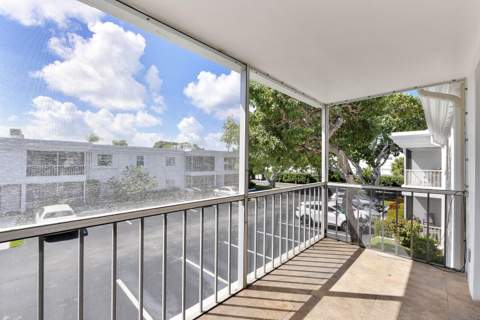6253 Bay Club Drive #3, Fort Lauderdale FL - photo 11 of 44