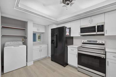 3107 N Palm Aire Drive, Pompano Beach FL - photo 11 of 62