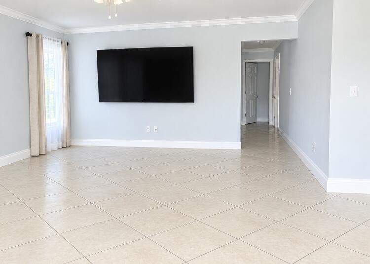 3 bedroom Single Family Residence at 9665 SW 1st Place, Sandalfoot Cove Sec 4, Boca Raton — photo 2
