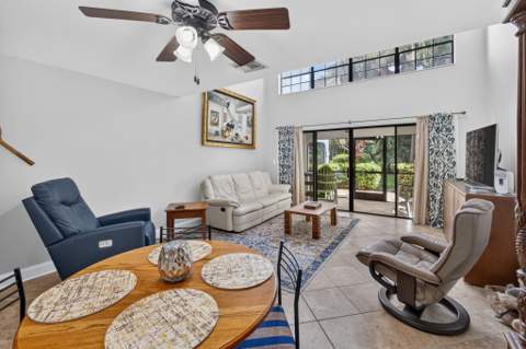 2439 Treasure Isle Drive #Unit 7, West Palm Beach FL - photo 17 of 101