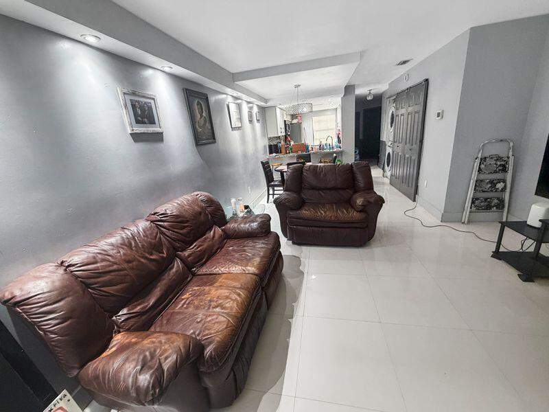 3 bedroom Townhouse at 4316 NW 120th Lane #A, Sunrise Manor West, Sunrise — photo 3