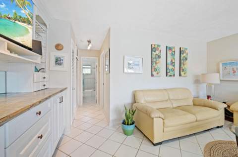 701 S Riverside Drive #107, Pompano Beach FL - photo 17 of 27