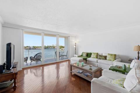 511 Bayshore Drive #410, Fort Lauderdale FL - photo 10 of 67