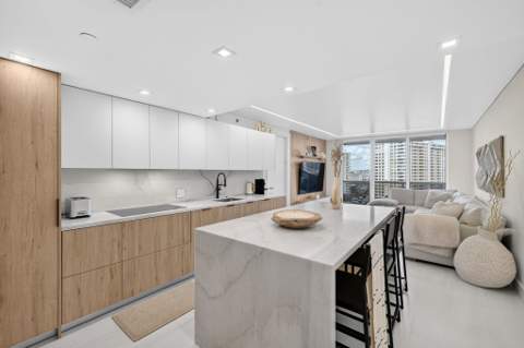 1800 S Ocean Drive #806, Hallandale Beach FL - photo 7 of 82