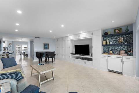220 MacFarlane Drive #Ph4-S, Delray Beach FL - photo 9 of 54