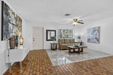 1209 NW 8th Street, Boynton Beach FL - photo 8 of 50