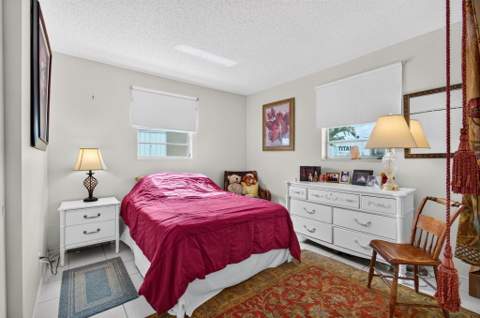 2703 Peer Lane, Delray Beach FL - photo 18 of 46