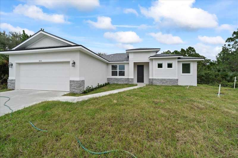 4 bedroom Single Family Residence at 625 Russ Road, Ulrich'S Subdivision, Fort Pierce — photo 1