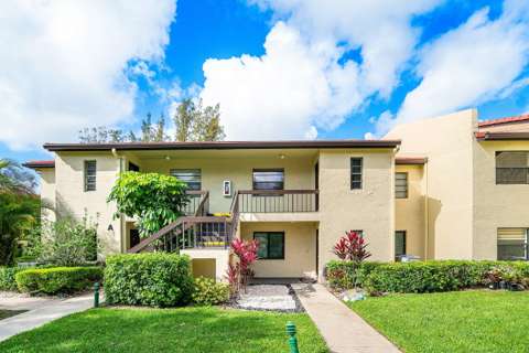 8320 Casa Del Lago #D, home for sale in Boca Raton 33433