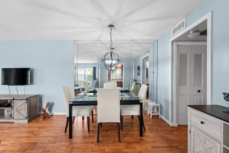 1 bedroom Condominium at 156 Berkshire G, Century Village, West Palm Beach — photo 5