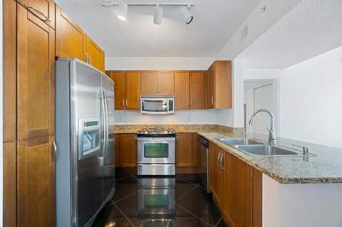 450 N Federal Highway #610, Boynton Beach FL - photo 9 of 46
