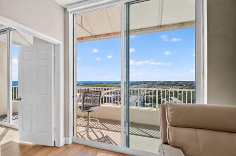625 Casa Loma Boulevard #1604, Boynton Beach FL - photo 19 of 43
