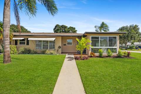 875 North Drive #D, home for sale in Delray Beach 33445