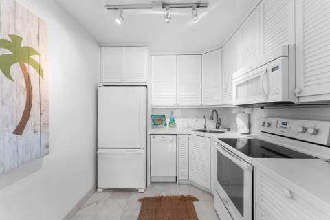 2830 NE 30th Street #10, Fort Lauderdale FL - photo 12 of 25