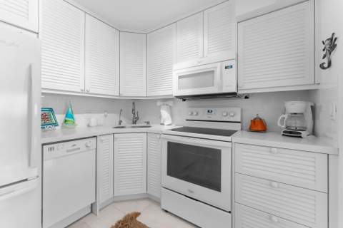 2830 NE 30th Street #10, Fort Lauderdale FL - photo 10 of 25