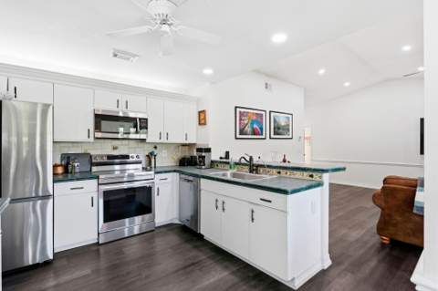 9528 Palisades Park Road, Boca Raton FL - photo 16 of 56