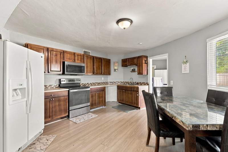 3 bedroom Single Family Residence at 6100 Hayes Street, Hollywood Beach Heights Sec, Hollywood — photo 4