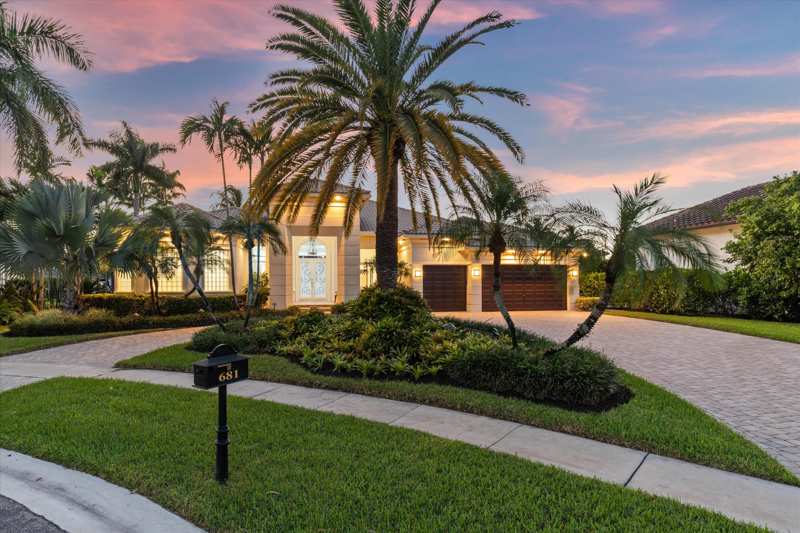 5 bedroom Single Family Residence at 681 Carrotwood Terrace, Enclave 2nd Section, Plantation — photo 1