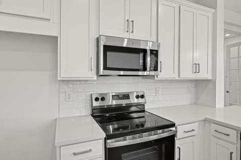 9329 SW Lorenzo Way, Port St. Lucie FL - photo 11 of 69