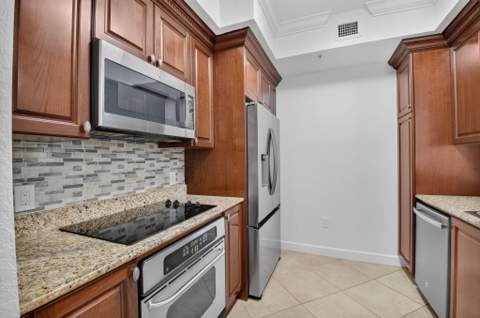 4 Renaissance Way #4214, Boynton Beach FL - photo 14 of 47