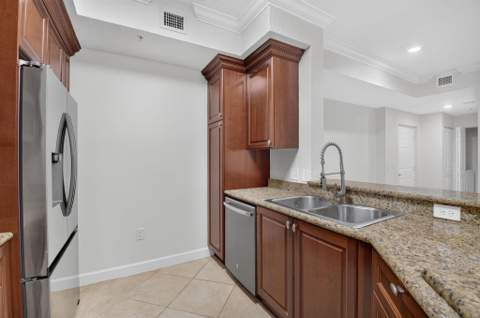 4 Renaissance Way #4214, Boynton Beach FL - photo 15 of 47