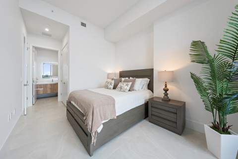 220 Lake Shore Drive #621, Lake Park FL - photo 16 of 68