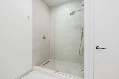 220 Lake Shore Drive #621, Lake Park FL - photo 13 of 68