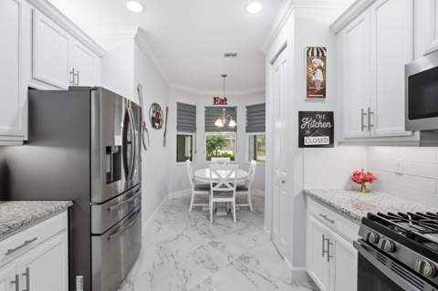 11737 SW Lagoon Lane, Port St. Lucie FL - photo 13 of 36
