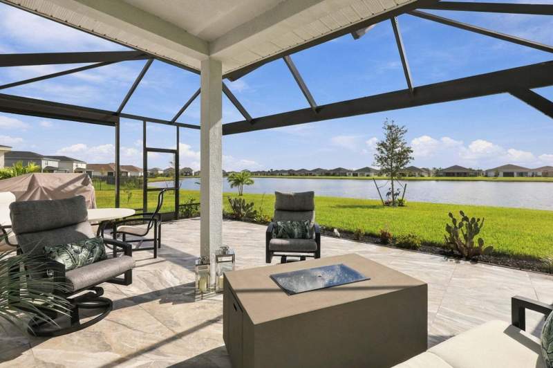 3 bedroom Single Family Residence at 12808 SW Orvieto Way, Verano South Pud 1 - Pod G - Plat No. 2, Port St. Lucie — photo 3