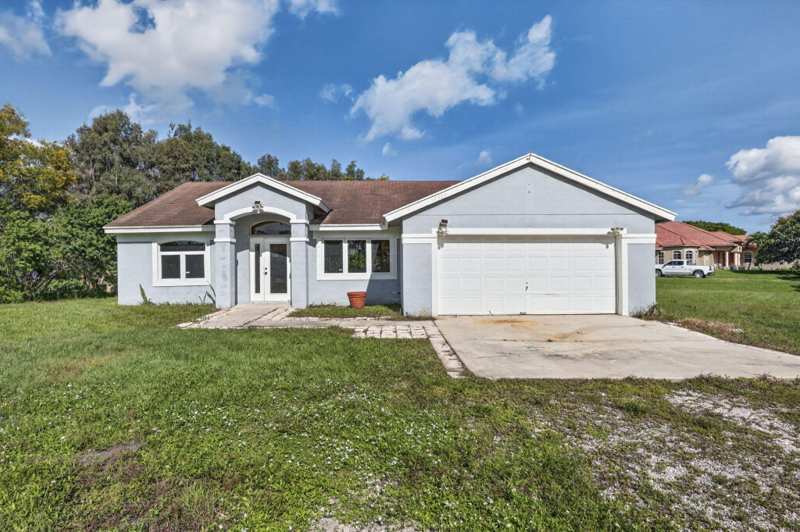3 bedroom Single Family Residence at 18523 40th Run, The Acreage, The Acreage — photo 1