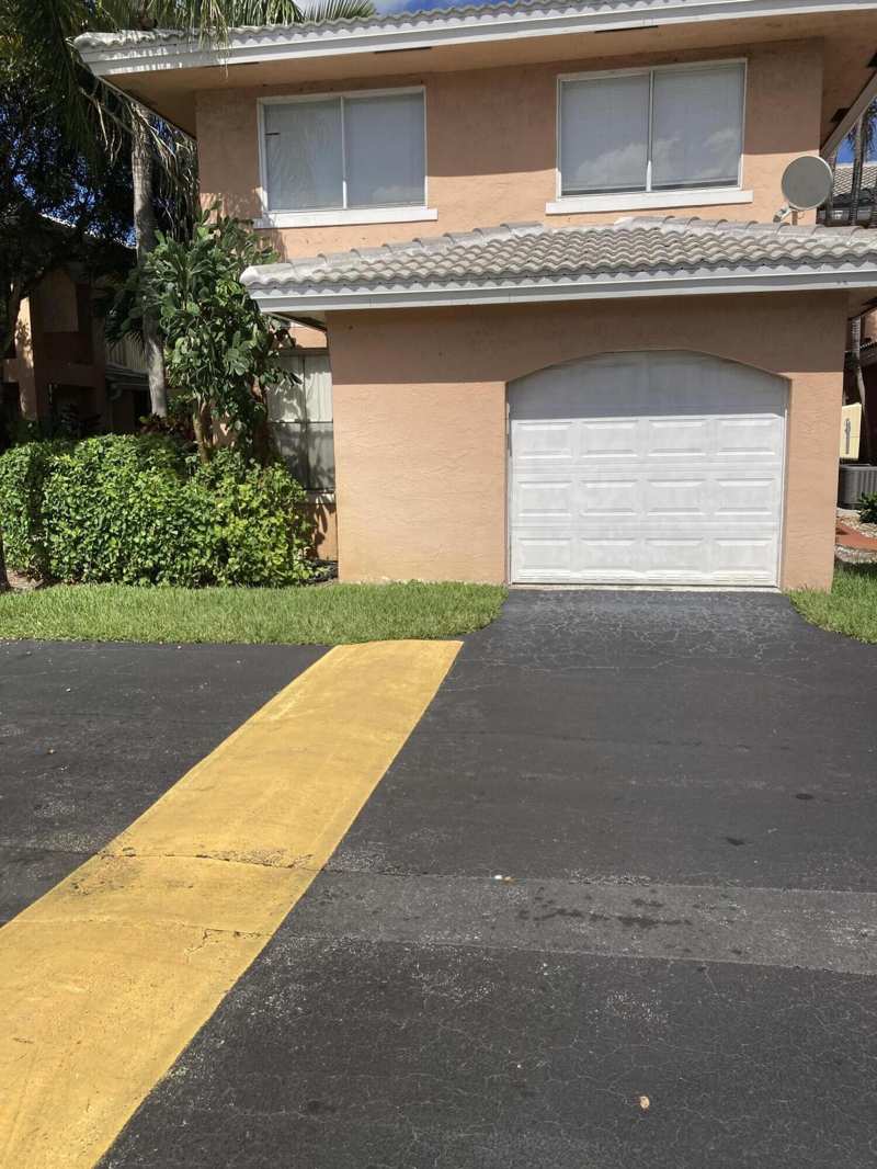 4 bedroom Townhouse at 3243 NW 44th Street #1, Sartori Lake, Oakland Park — photo 1