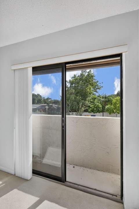 3326 Perimeter Drive, Greenacres FL - photo 10 of 51