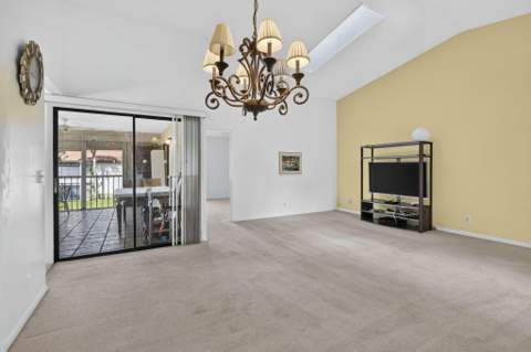3326 Perimeter Drive, Greenacres FL - photo 18 of 51