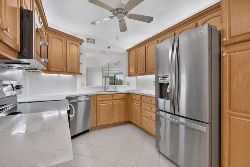 2 bedroom Condominium at 9220 SW 14th Street #3502, Patios Of Boca Barwood Condo, Boca Raton — photo 5