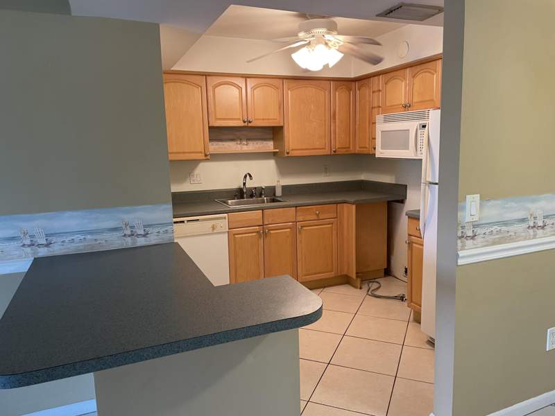 2 bedroom Condominium at 950 S Kanner Hwy B-7 Highway #B-7, Poppleton Creek Condo, Stuart — photo 2