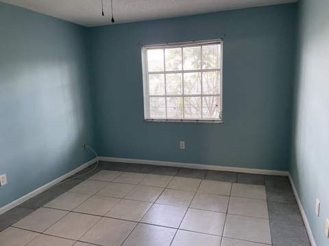 950 S Kanner Hwy B-7 Highway #B-7, Stuart FL - photo 6 of 14