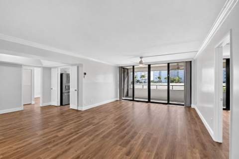 3589 S Ocean Boulevard #303, South Palm Beach FL - photo 6 of 70