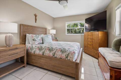 108 NE 22nd Street, Wilton Manors FL - photo 9 of 24