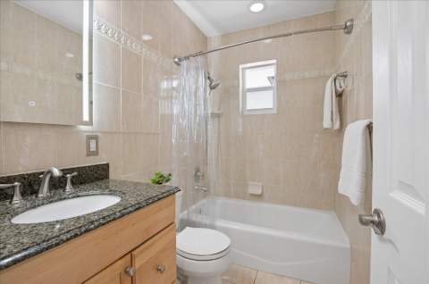 108 NE 22nd Street, Wilton Manors FL - photo 10 of 24